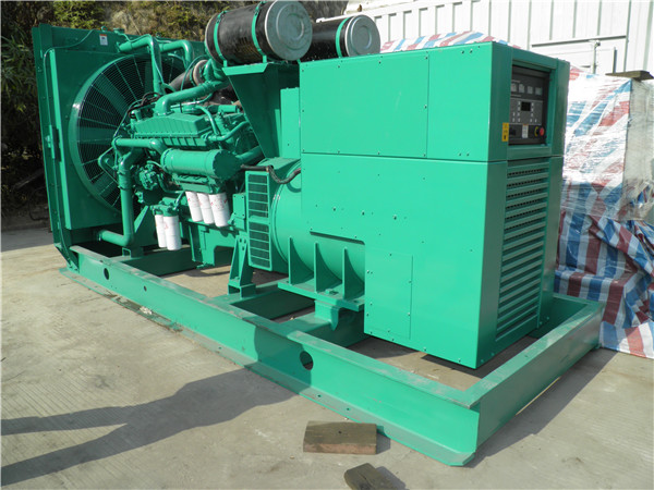 承留镇出租发电机 发电机组厂家:柴油发电机组的控制屏的作用是什么?