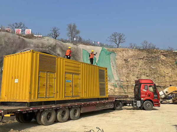 承留镇发电机租赁如何根据测试结果判断机油泵的工作状态是否正常?